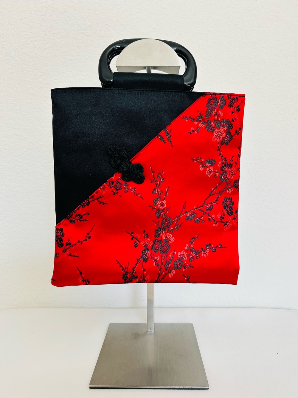 🖤Black🖤& ❤️Red❤️Satin & Silk 🖤❤️Floral Fashion Handbag🖤❤️